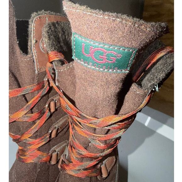 Women's Ugg Baroness 7 Mid Waterproof Snow Boots Winter Duck Rain Lace - Picture 4 of 4